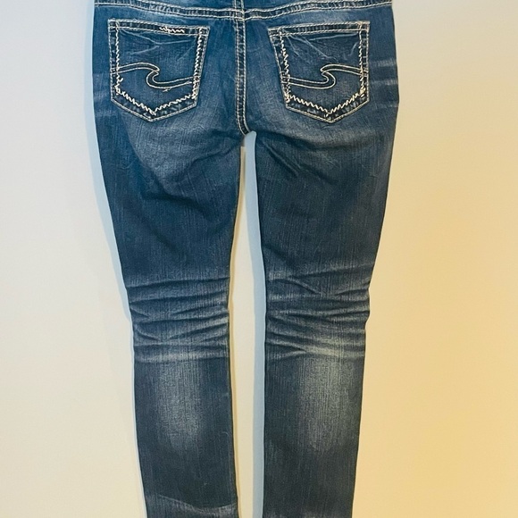 Silver Jeans Women's Dark Wash Jeans - Picture 3 of 5
